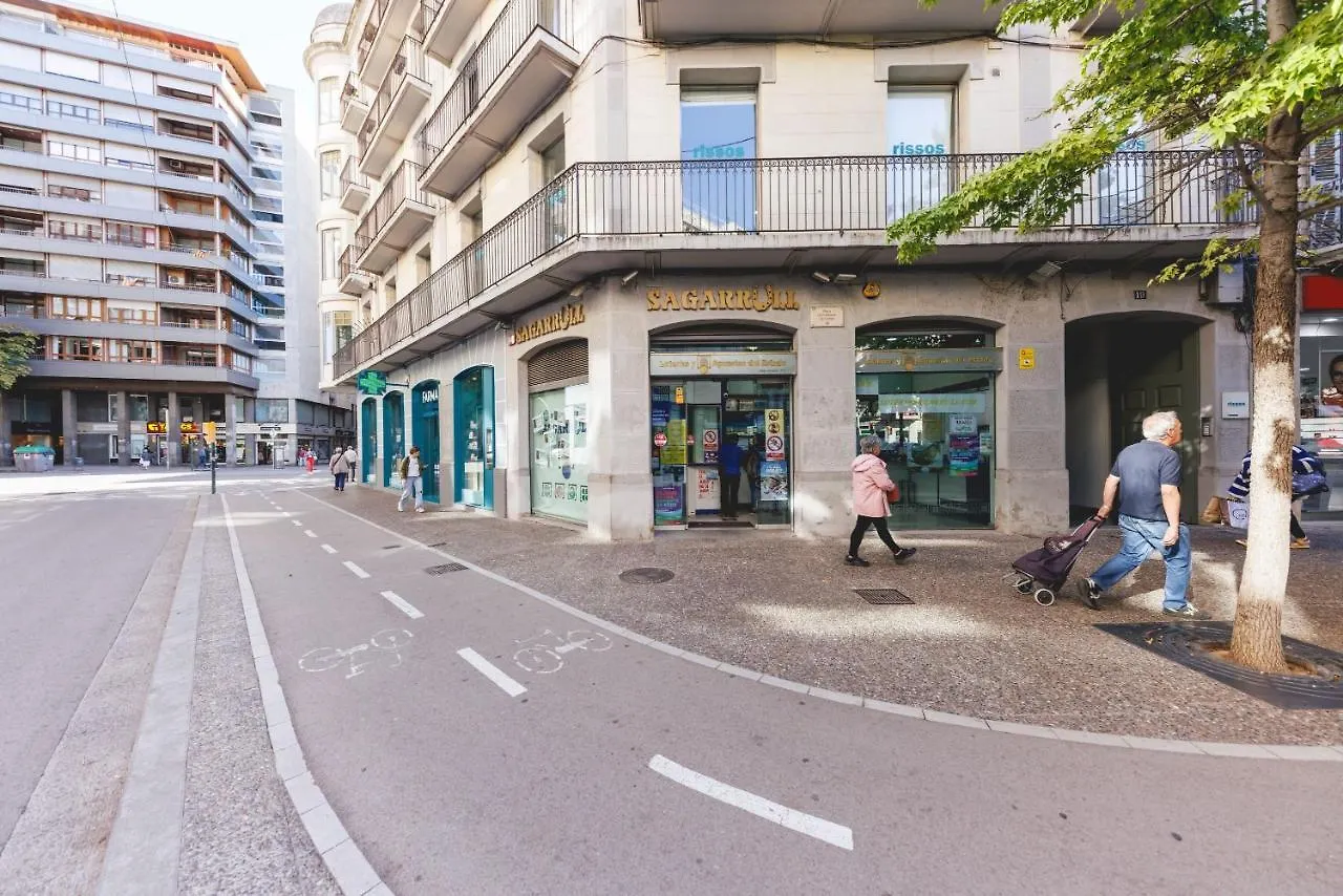 ז'ירונה Bravissimo Marques De Camps, 3-Bedroom Apartment